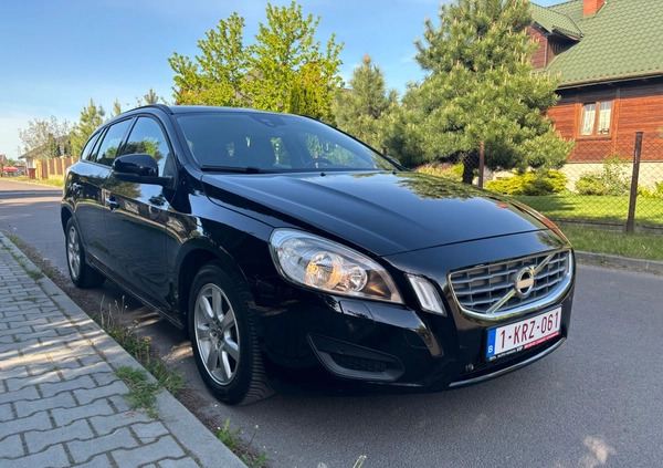 Volvo V60 cena 33900 przebieg: 246000, rok produkcji 2012 z Oborniki Śląskie małe 326